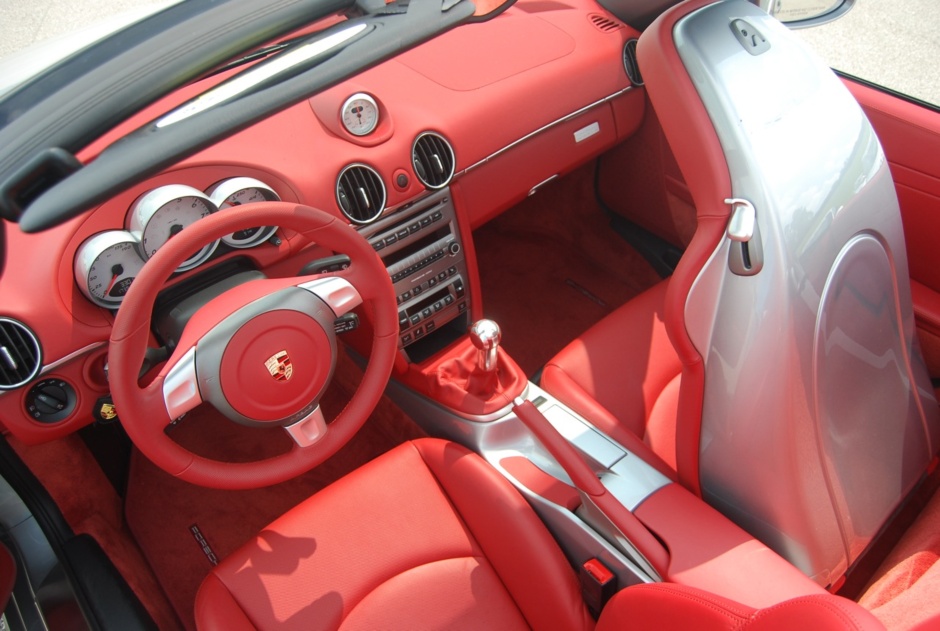 4853e00ee565e&filename=%ED%8F%AC%EB%A5%B4%EC%89%90BoxsterRS60(20).jpg