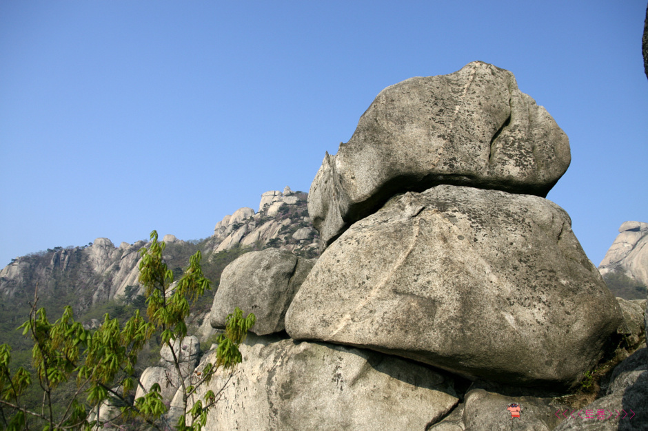 산행기 - 2004-4-20 북한산  족두리바위에서의 조잘거림